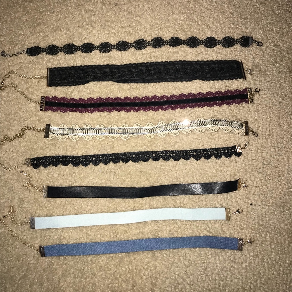 Forever 21 chokers Bundle (8)!!